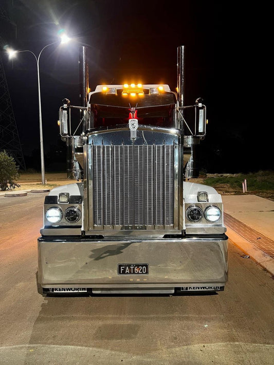 CUSTOM KNOBS-EMKWO-108 : Kenworth Old Style Badge Emblem Chrome / White