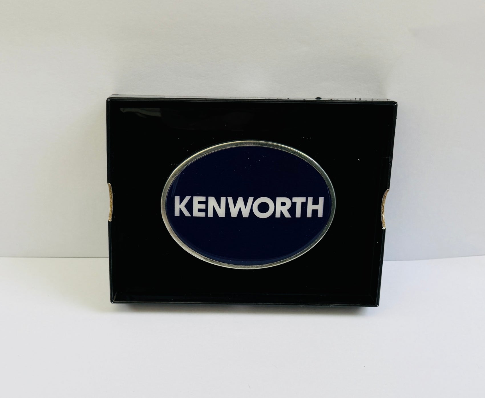 CK-BO-K2-7747 : Oval Belt Buckle Kenworth Text Logo Blue