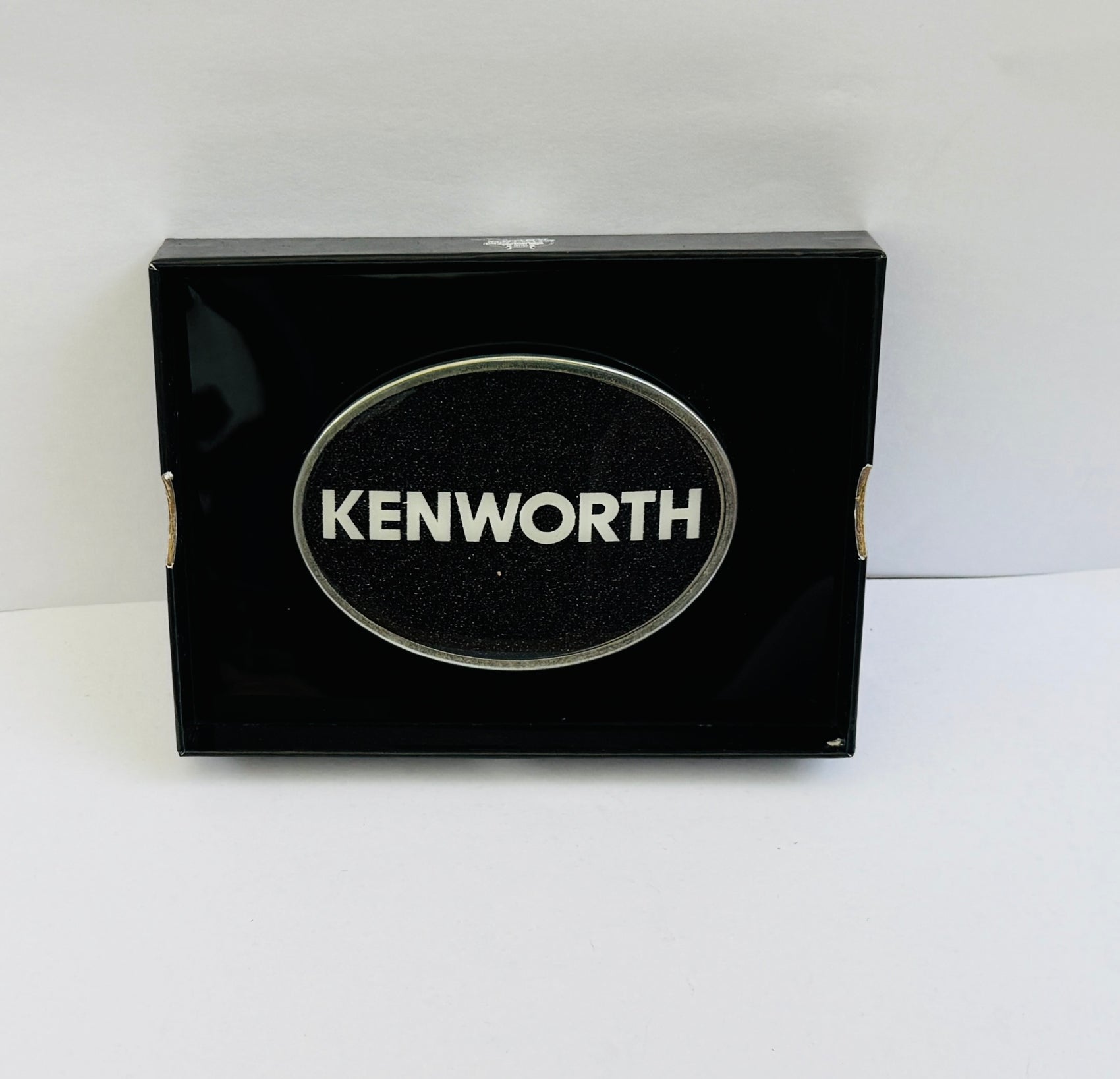 CK-BO-K2-5778 : Oval Belt Buckle Kenworth Text Logo Metallic Black