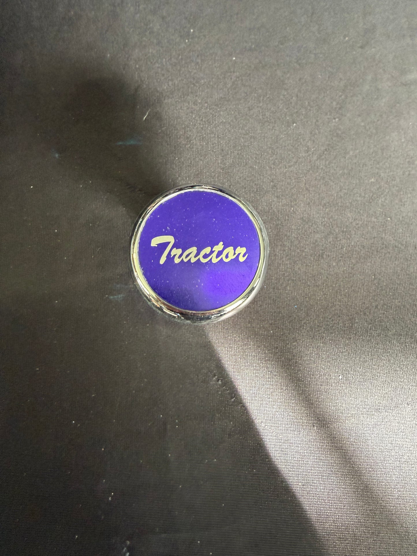 UNITED PACIFIC - 23421 : Tractor Knob with Purple Sticker