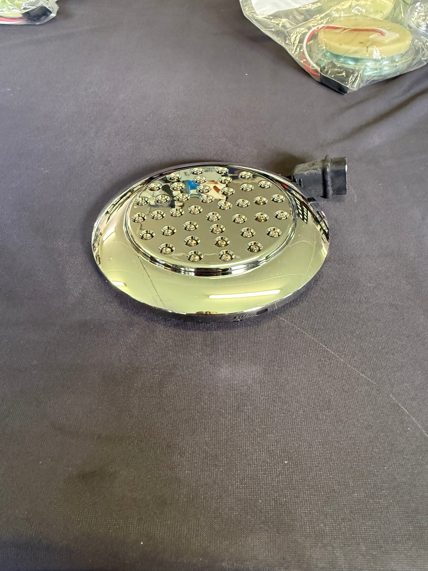 TLED-4KFR : Stealth 4" LED Light with Flange - 40 diodes - Red LED