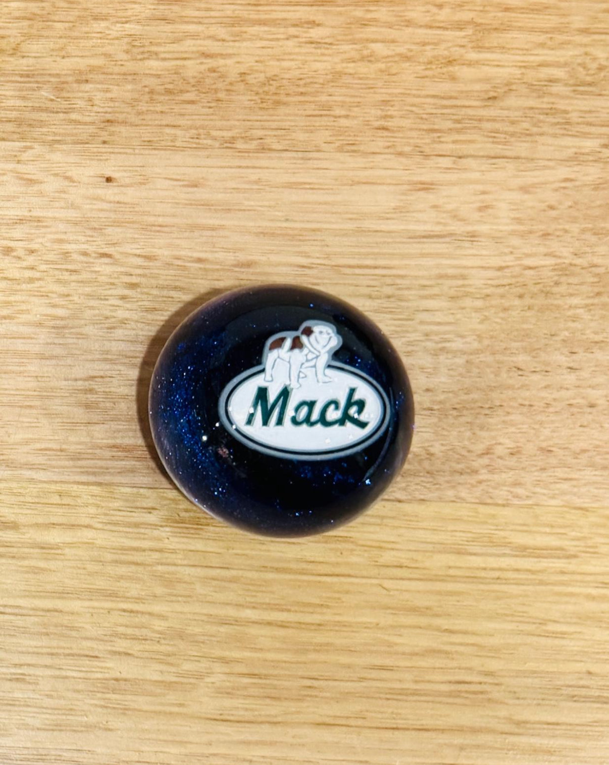 GS-MB2: MACK Blue Glitter Round Gear Shifter Knob with Oval green/black/white dog