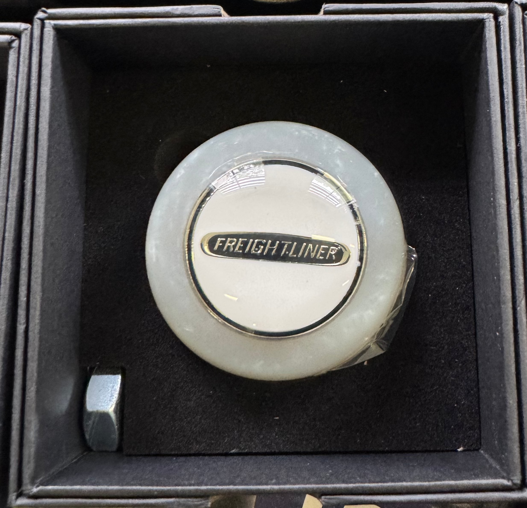 SALE - Freightliner White Pearl / White face Gear Shift Knob