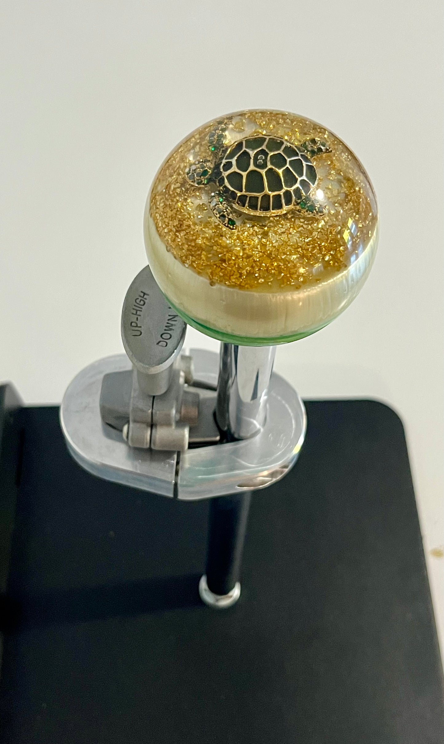 AACC - Old Skool Gearstick Setup - Comes with CatPaw OR Old SKool Glitter Knob, Airline Kit & Chrome 6" extension