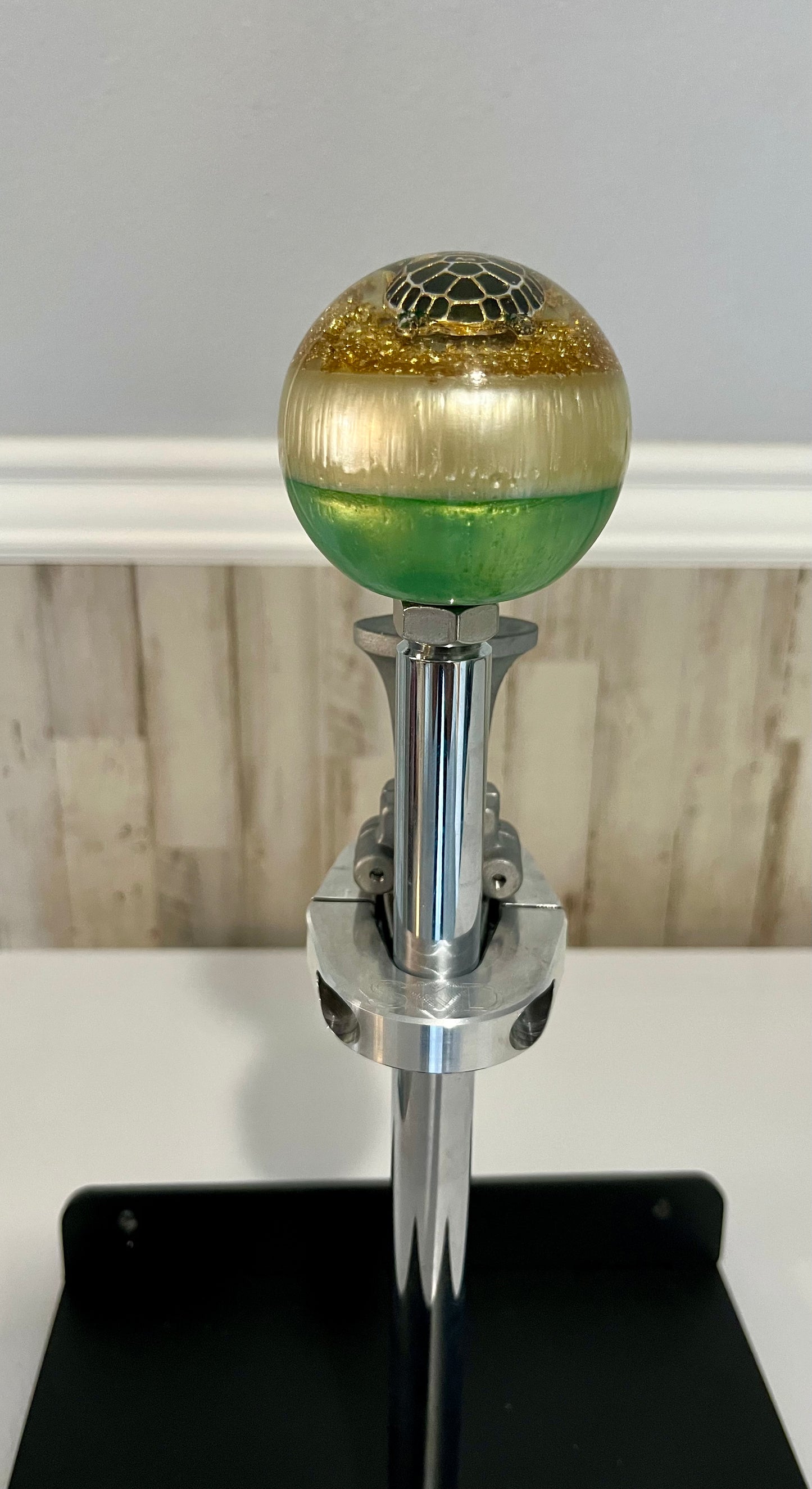 AACC - Old Skool Gearstick Setup - Comes with CatPaw OR Old SKool Glitter Knob, Airline Kit & Chrome 6" extension