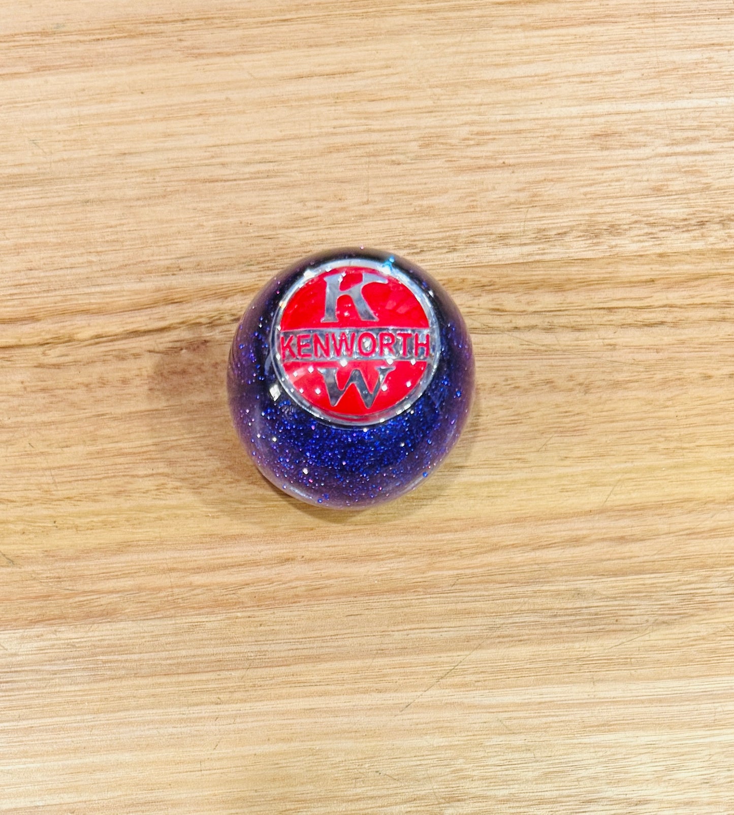 GS-KP6: KENWORTH Purple Glitter Round Knob with Round red/silver KW logo
