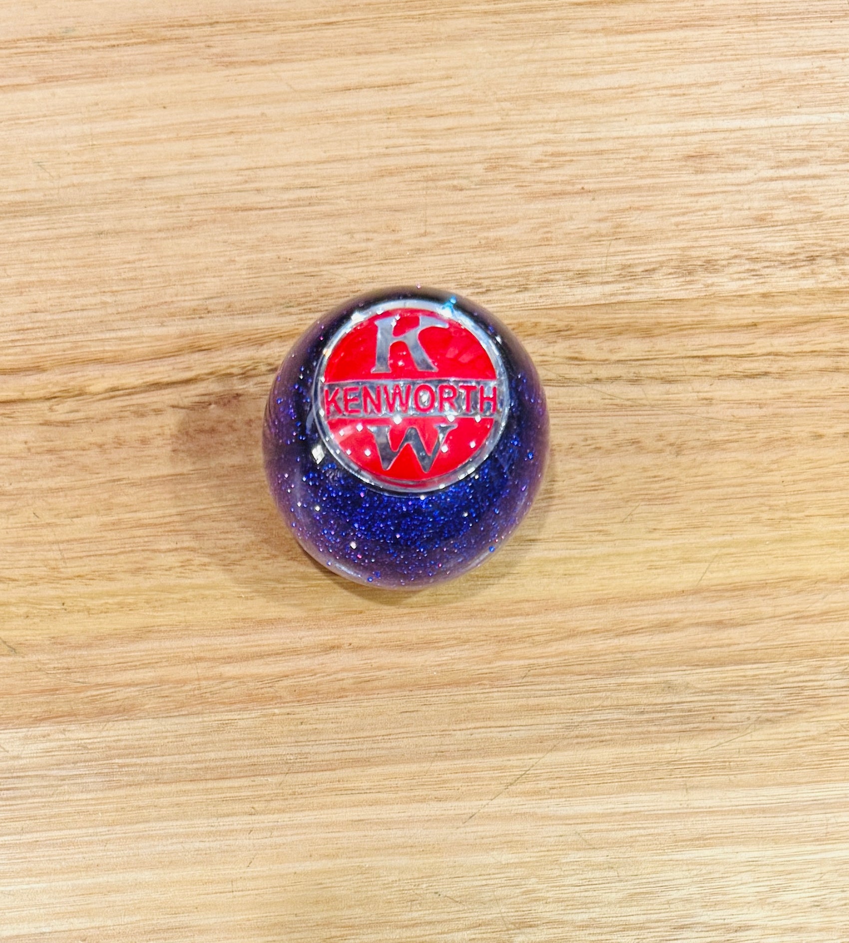 GS-KP6: KENWORTH Purple Glitter Round Knob with Round red/silver KW logo
