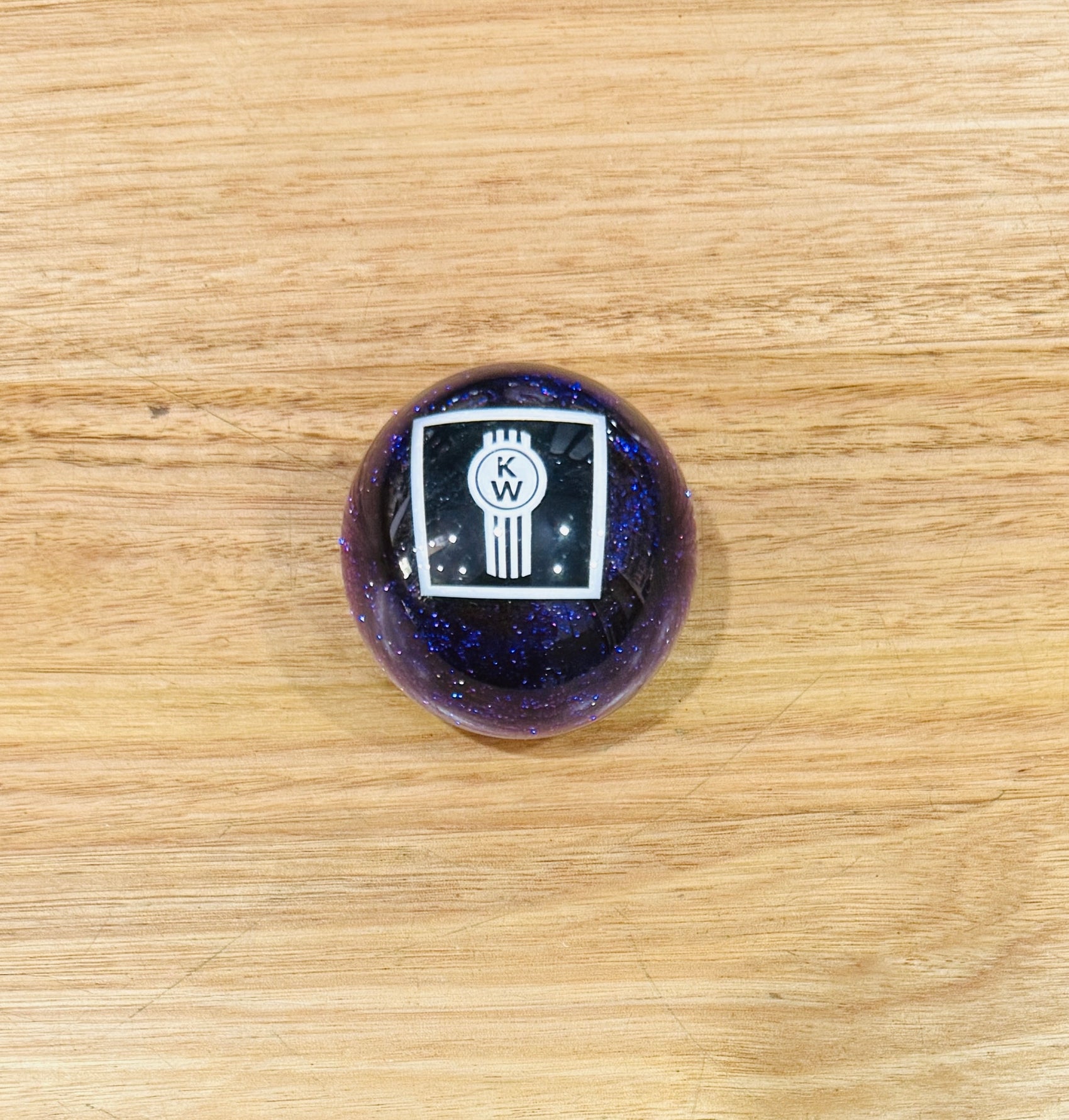 GS-KP14: KENWORTH Purple Glitter Round Knob with Black square with white KW logo