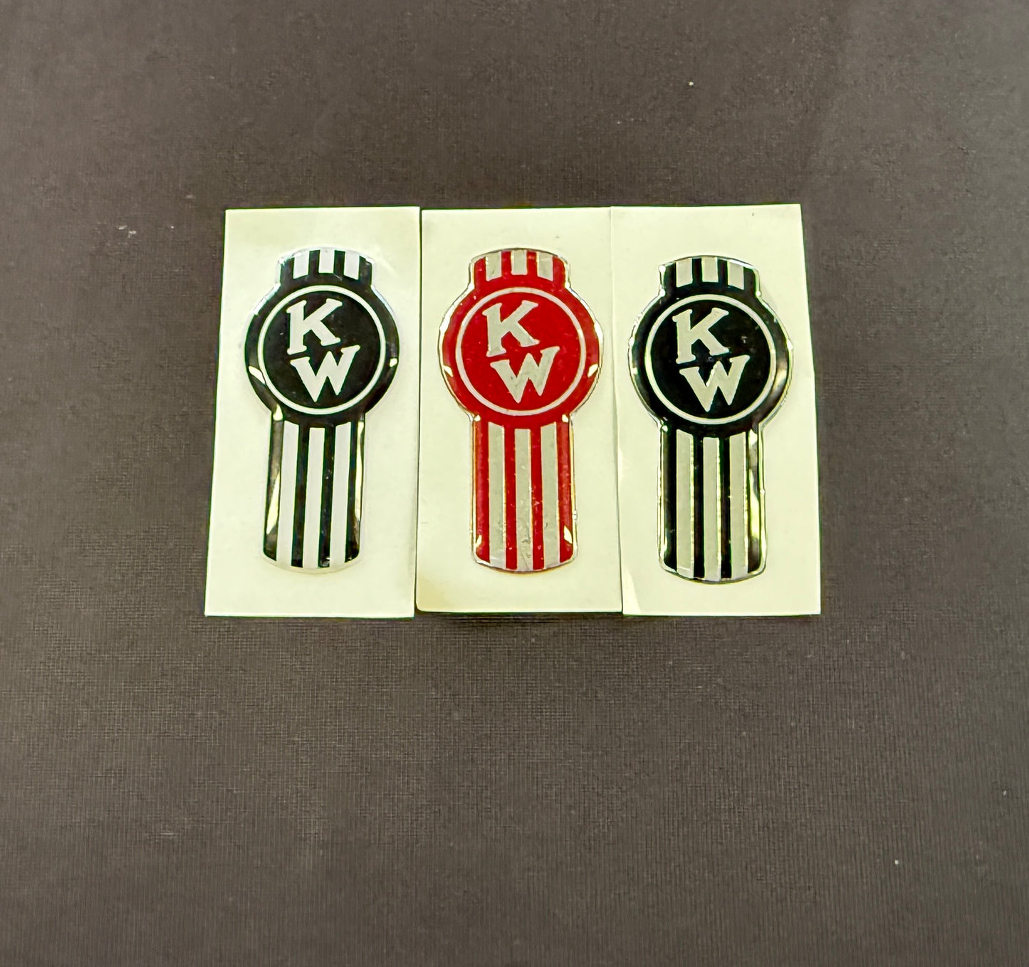 AACC - Kenworth Logo White/Black Emblem Skin 2.5 Inch