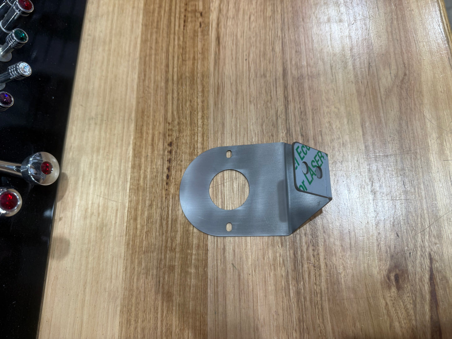 AACC - WMS-1 : Single Forward Facing Watermelon Mirror Light Bracket ONLY