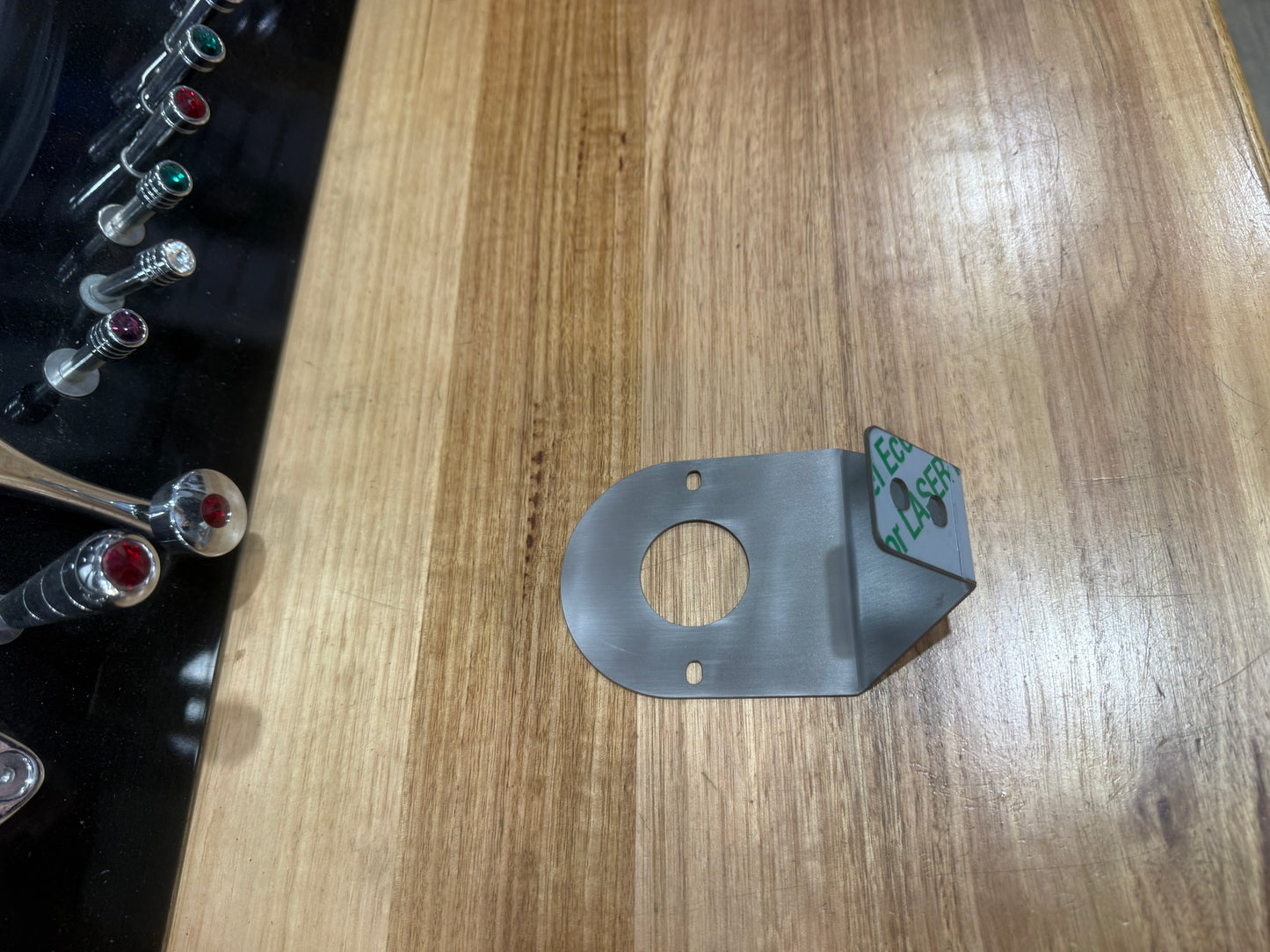 AACC - WMS-1 : Single Forward Facing Watermelon Mirror Light Bracket ONLY