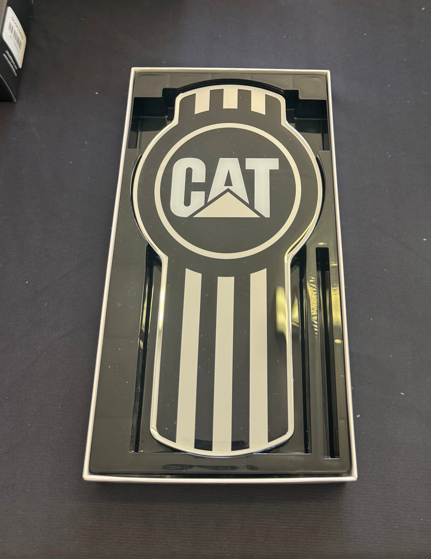 CK-EMKWO-BLKCAT: CAT Old Style Badge Emblem Chrome/Black