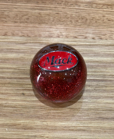 GS-MR1 : Red Glitter Round Knob with Oval Red/Silver Mack Detail