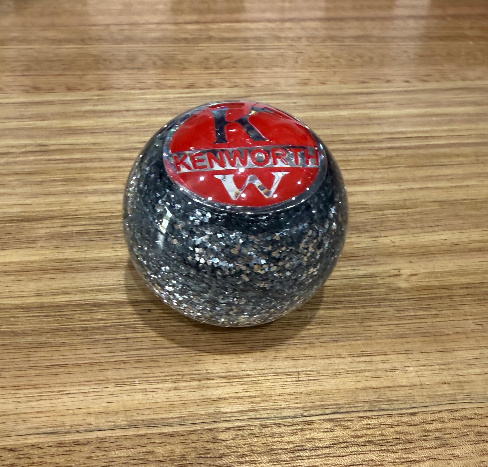 GS-KS3 :  Silver Glitter Round Gear Shifter Knob with Round red/silver KENWORTH detail