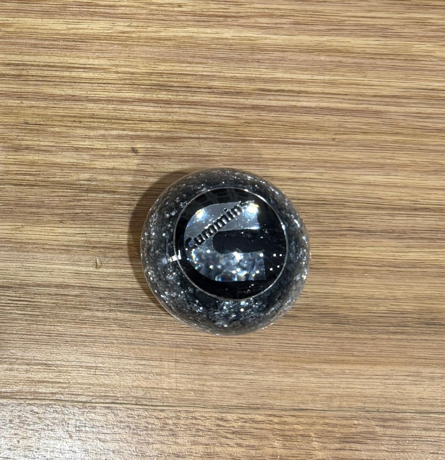 GS-CS2 : Silver Glitter Round Gear Shifter Knob with Round black/silver CUMMINS logo detail
