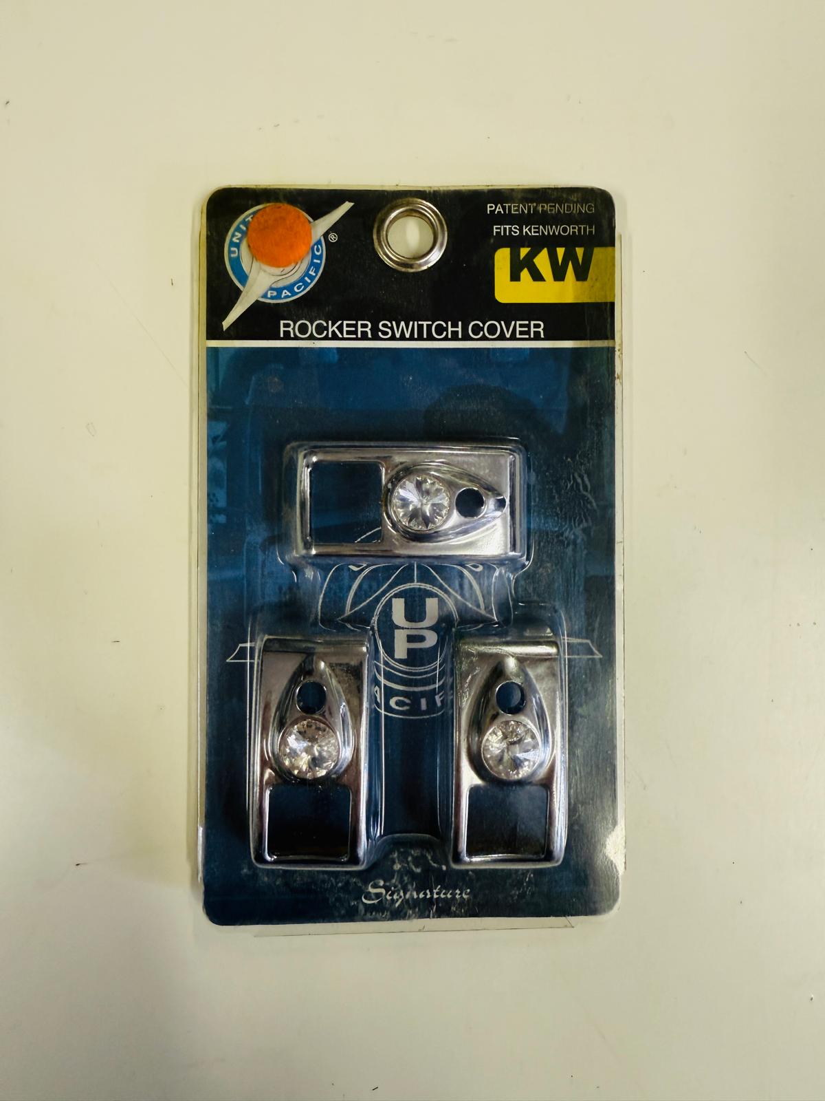 UNITED PACIFIC - 41416 : Rocker Switch Cover w/ Clear Diamond For 2006+ Kenworth (Card Of 3)