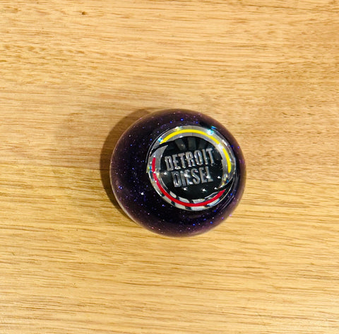 GS-DP1 : Purple Glitter Round Knob with Round black/yellow/silver DETROIT DIESEL detail