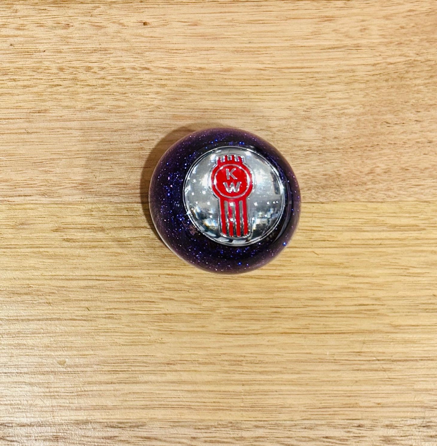 GS-KP3 : Purple Glitter Round Gear Shifter Knob with Round silver/red KW logo detail