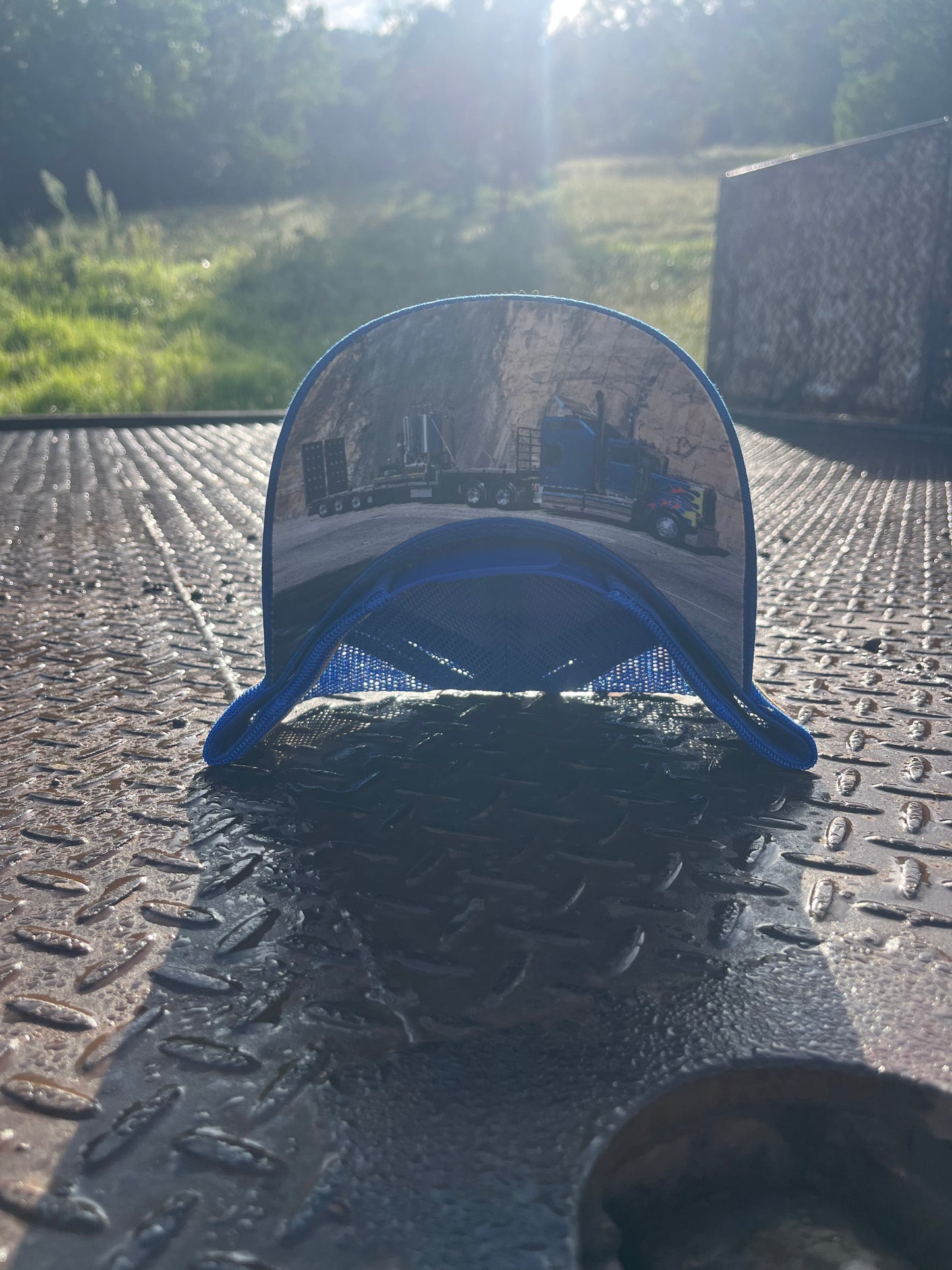 AAA - Trucker Cap - She's Got Legs