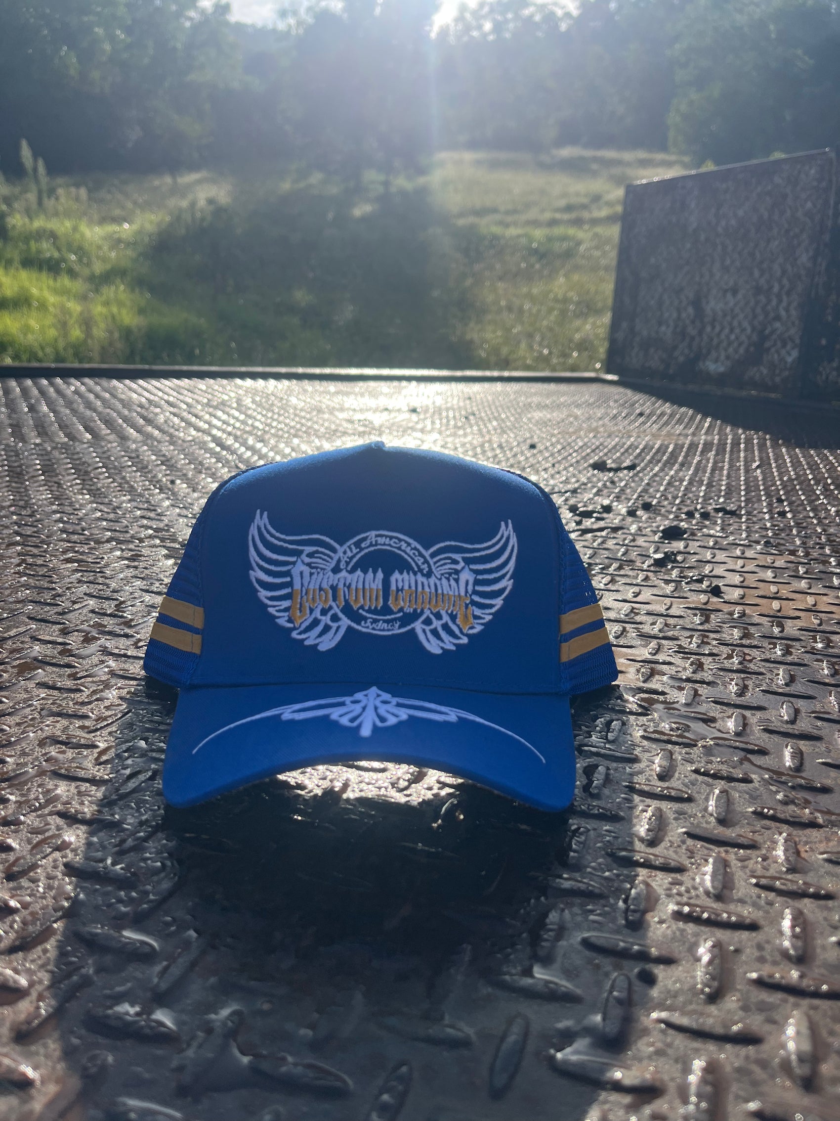 AAA - Trucker Cap - She's Got Legs