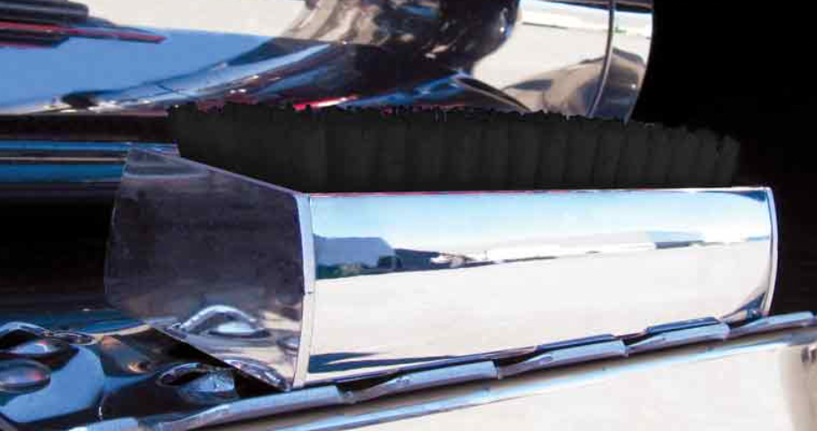 TRUX-TU-1400 : Chromed Boot Brush (No LEDs)