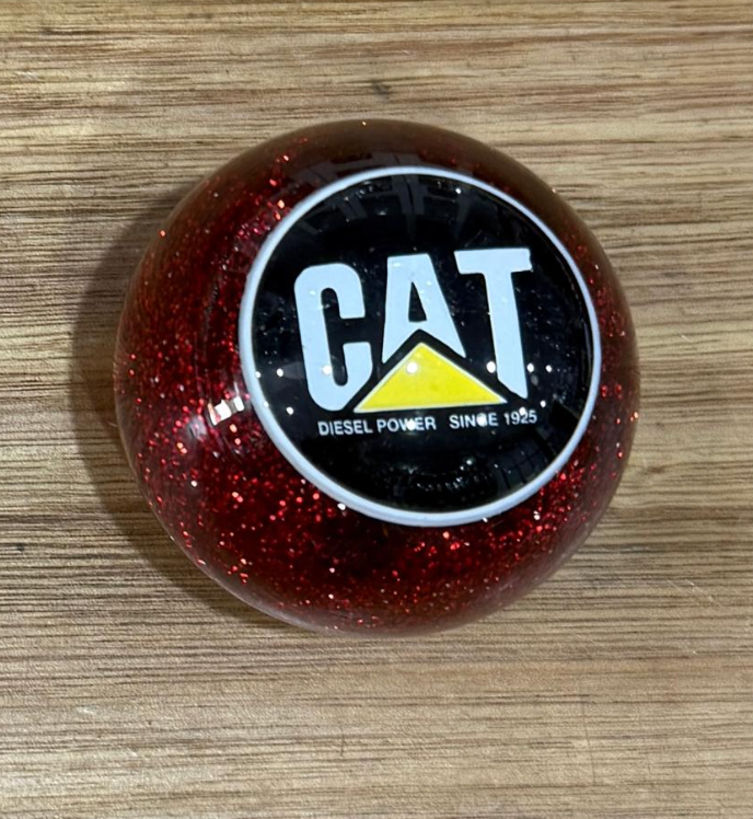 GS-CATR2 :Red Glitter Round Gear Shifter Knob with Round black/white/yellow CAT detail