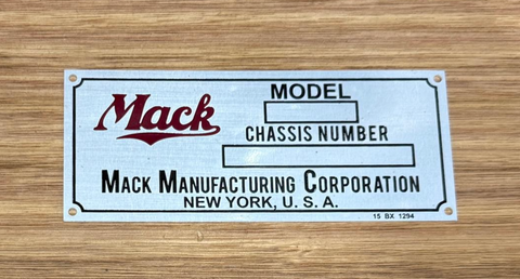 GS-NP3 : Mack Medium Silver Model Plate