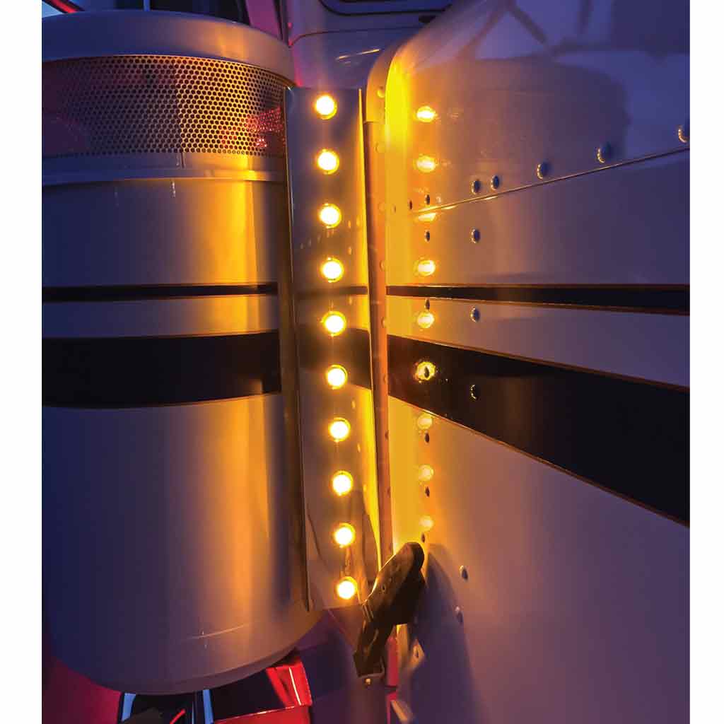 TX-TLED-B3R: 3/4" Amber Mini Button LED Marker Light