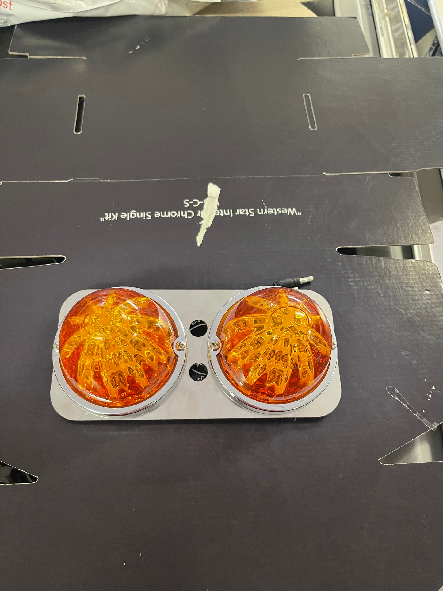 AACC - KI-C-D :  Kenworth Chrome Double Interior Kits - Glass Alike Lens