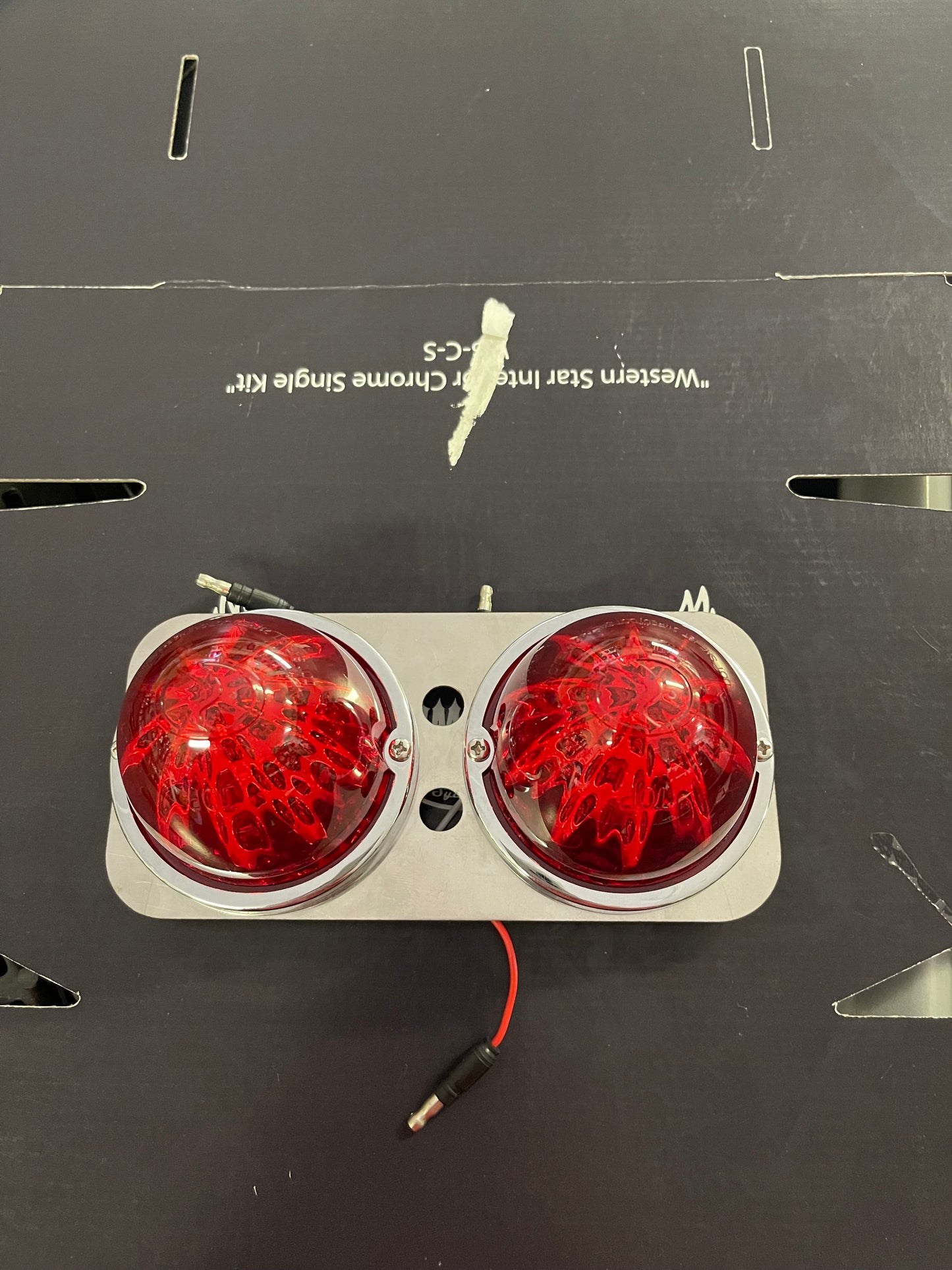 AACC - KI-C-D :  Kenworth Chrome Double Interior Kits - Glass Alike Lens